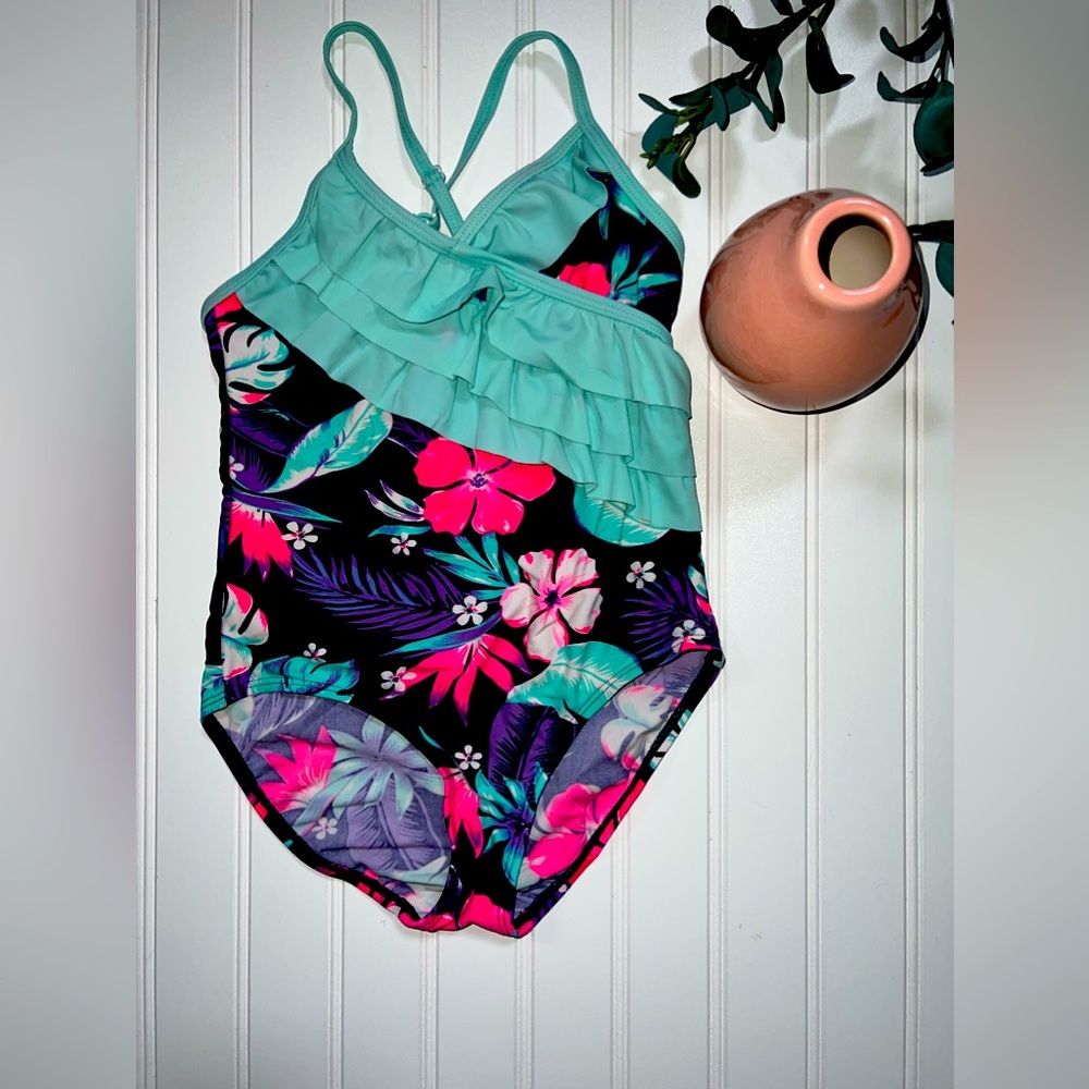 Girls size 5/6 Swimsuit